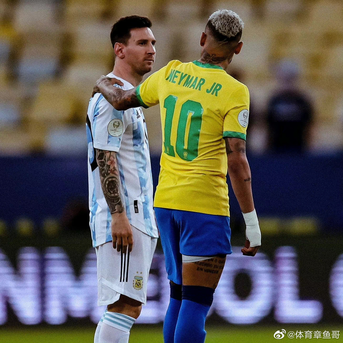 不是队服是奥运照！樊振东12月赛程海报引爆“情怀杀”