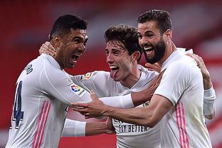 苏亚雷斯训练前讲话：降级责任在我，顺境和逆境我们都要接受