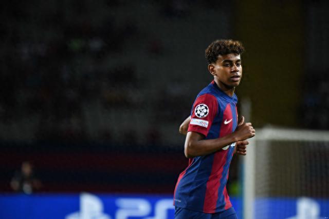 美因茨vs门兴格拉德巴赫：李在城、阿米里首发，雷纳、尼科-埃尔维迪出战