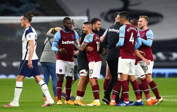 佩杜拉：虽然莫拉塔赛季至今13场0进球，但科莫依然信任他