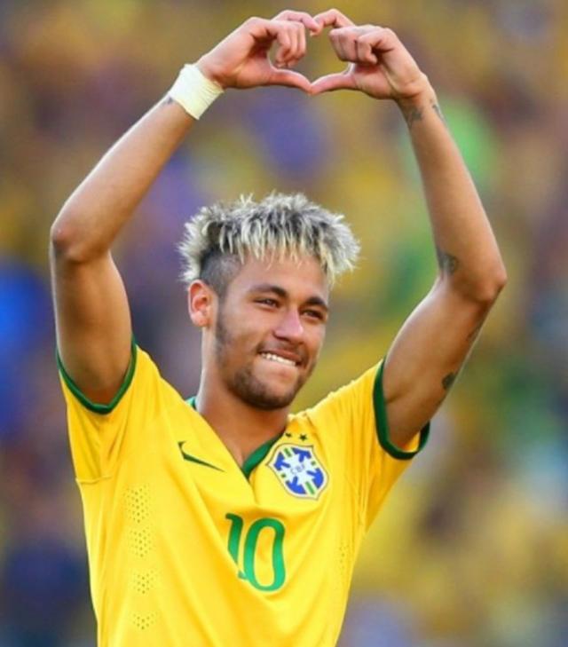 托尼：前锋不应在无意义的跑动上浪费精力，而是更专注于进球